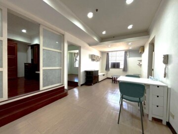 康乃馨花園廣場待售房屋