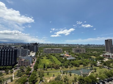 八心八見待售房屋