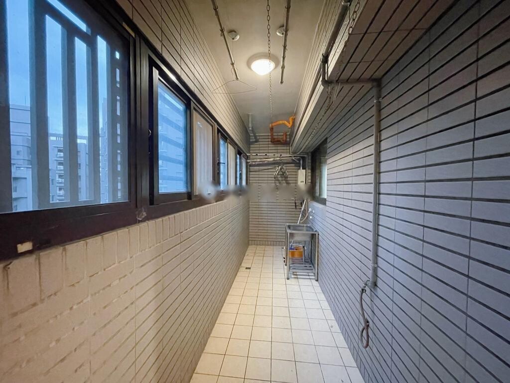 新北市林口區佳昂仁愛富待售房屋
