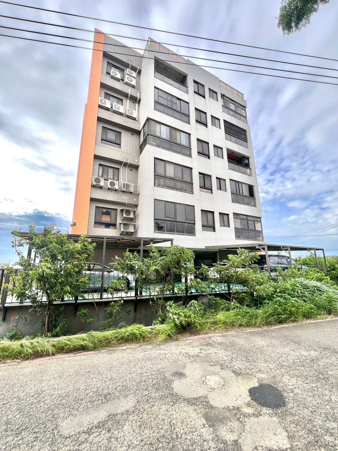 近湖口市區~中國科大~楊湖路~漂亮2房車~5年屋