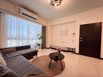 Y【高鐵特區】陽光美三房✩可租補✩含車 - Image 1