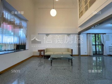 宏國德行東路透天待售房屋