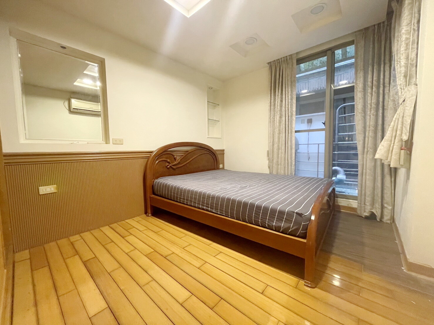 樂屋_新北市汐止區東方伯爵待售房屋 新北市汐止區東方伯爵待售房屋
