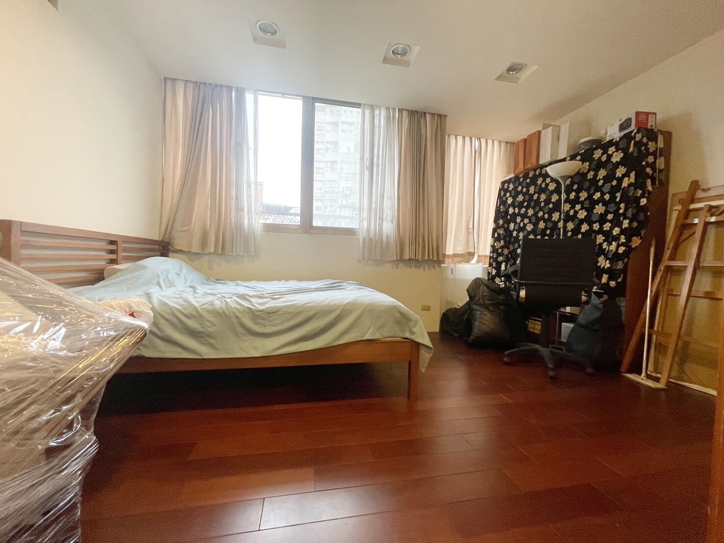 樂屋_新北市汐止區東方伯爵待售房屋 新北市汐止區東方伯爵待售房屋