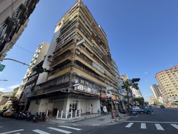 樂屋_仰德駁二待售房屋 仰德駁二待售房屋