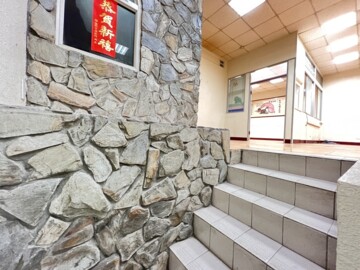 龍門市場~新北環快~3樓大空間住辦~有露臺 - Image 1