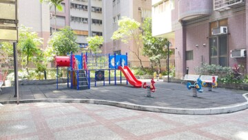 經國路家樂福~溫馨三房 - Image 1