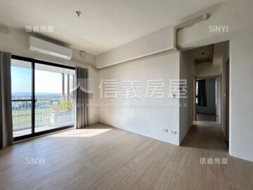 大松林裡待售房屋