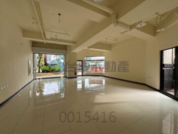 楠梓加昌路三角窗樓店+車位 - Image 1