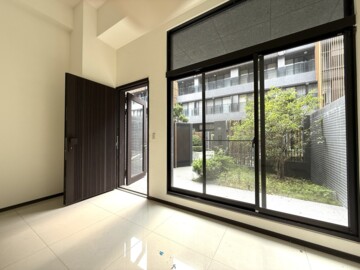 雙橡園1812待售房屋