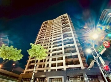 富貴中華/五星尊爵8待售房屋