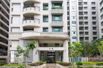 楊小扁~美術館先看這間丨米羅三房平面車位 - Image 1