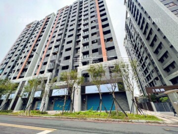 鴻築鴻典待售房屋