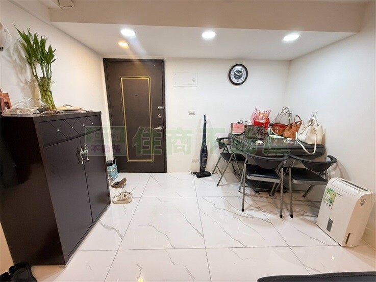 台北市中山區春暉新世界待售房屋