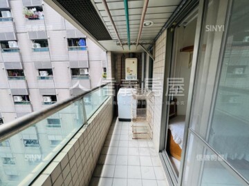 華中捷仕堡/台北囍多待售房屋