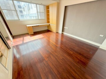 台中美術館對面⭐美業工作室⭐採光很好⭐獨立衛浴⭐ - Image 1