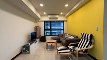 新潤明日苑8國峰苑待售房屋