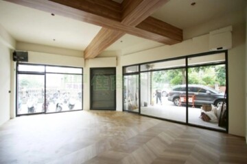 樂屋_擁抱家園待售房屋 擁抱家園待售房屋