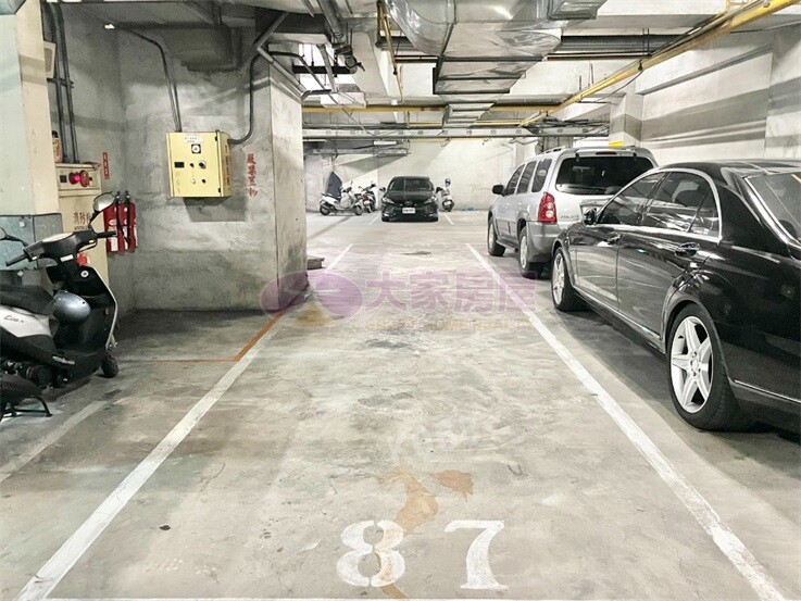 嘉義市西區藝術第一家待售房屋