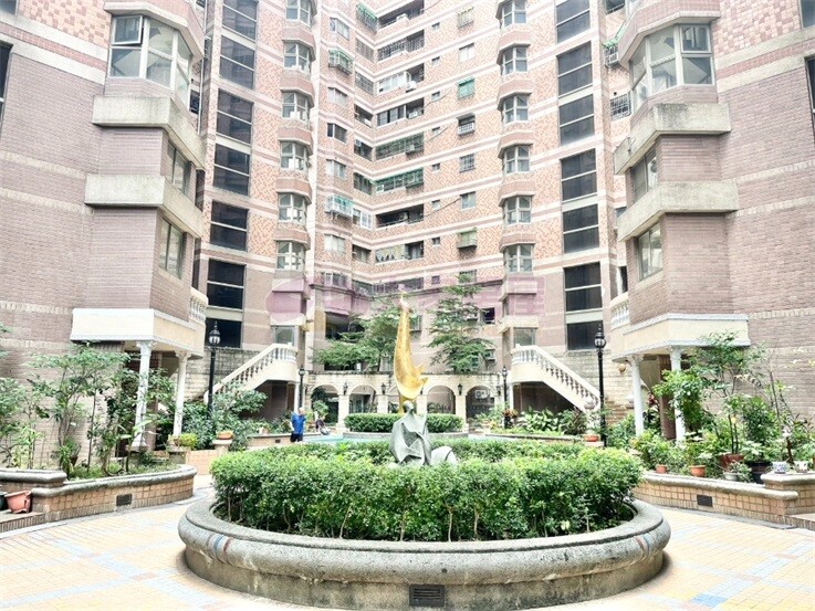嘉義市西區藝術第一家待售房屋