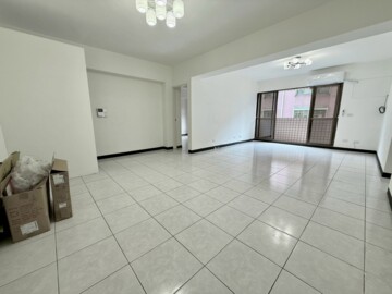 保福路二段121號華廈待售房屋