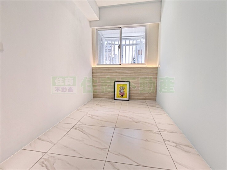 樂屋_台北市中山區康寧華廈待售房屋 台北市中山區康寧華廈待售房屋