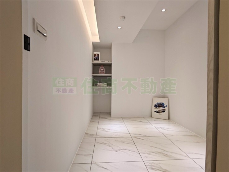 樂屋_台北市中山區康寧華廈待售房屋 台北市中山區康寧華廈待售房屋