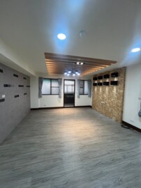 薪溫莎大樓待售房屋