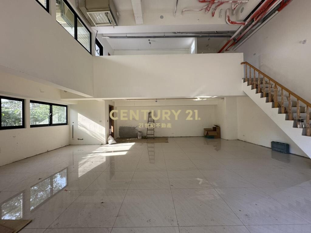 米蘭日光帝王金店面