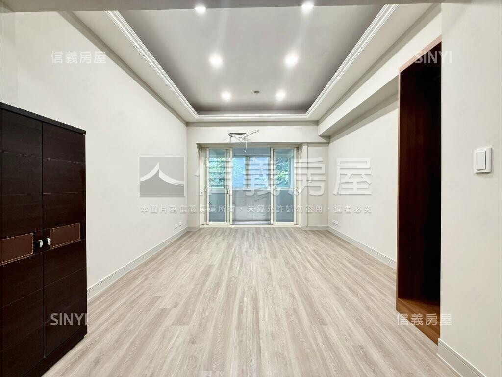 凱撒花園廣場近捷運３房