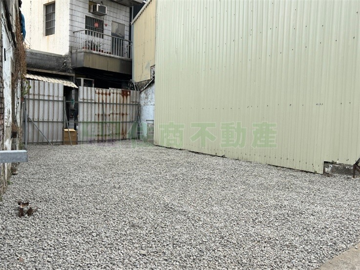 正大勇街上好寬店地