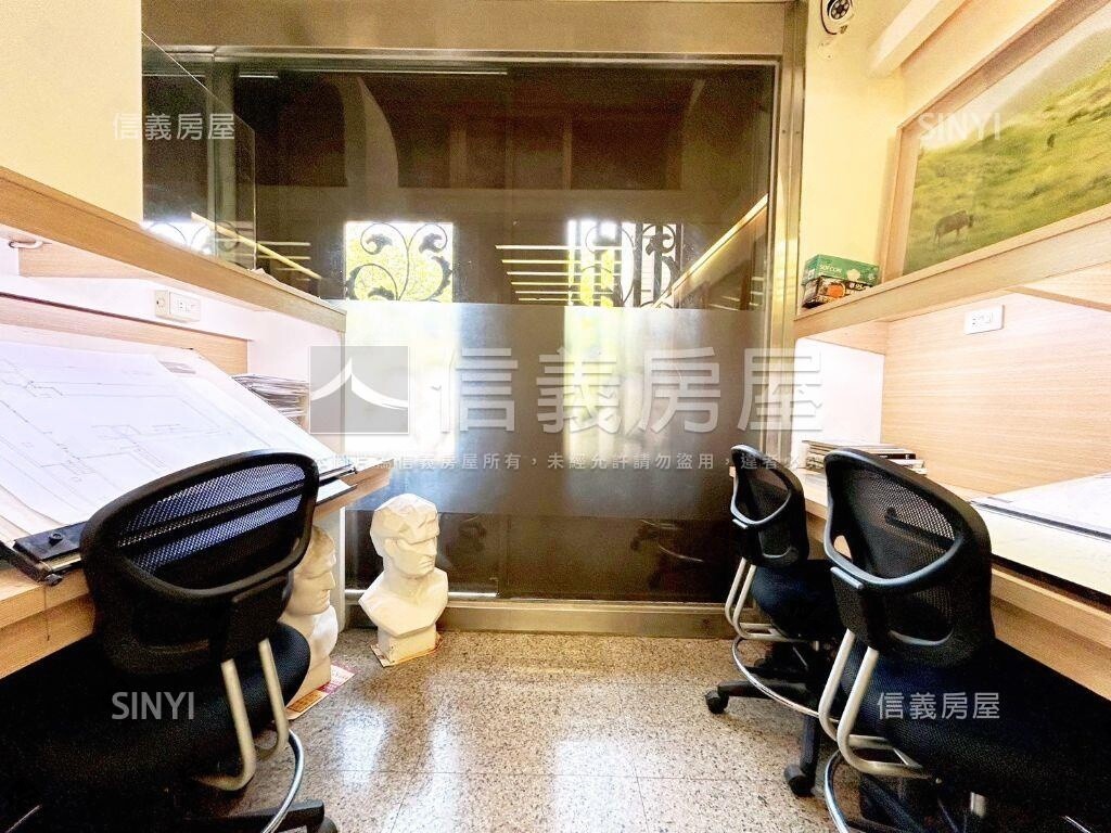 樂屋_高雄市左營區時代爵邸公爵區待售房屋 高雄市左營區時代爵邸公爵區待售房屋