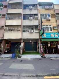 高醫學區捷運商圈透天店住 - Image 1