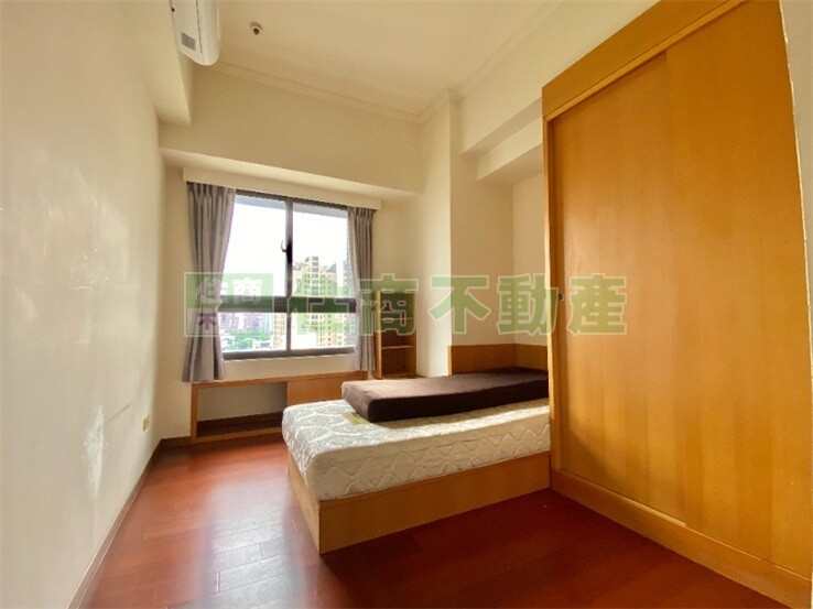 樂屋_台中市南區鄉林凱撒待售房屋 台中市南區鄉林凱撒待售房屋