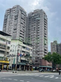 現代啟示待售房屋