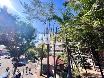 東區待售房屋