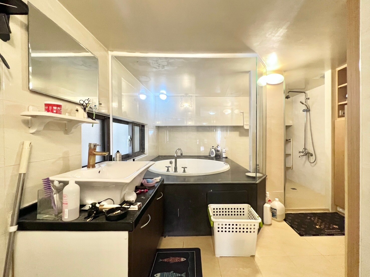 台中市豐原區摩登高第待售房屋