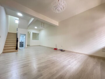 自由天地待售房屋