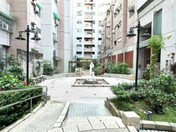 孩子國社區待售房屋