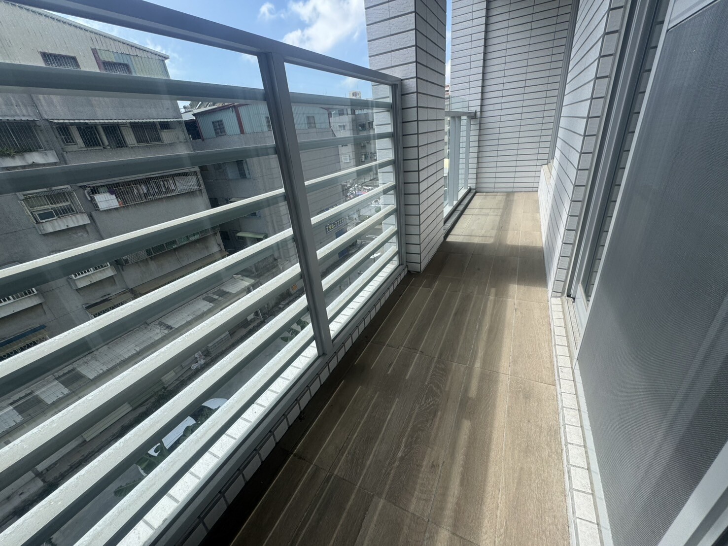高雄市前鎮區泰嘉水見晴待售房屋