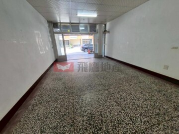 至公路低租金店住 - Image 1