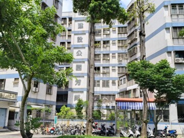 薪溫莎大樓待售房屋