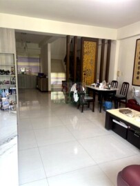 宇成民生藏金待售房屋