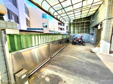 租.近彰美路工業廠房~月租4萬可三照，合法廠房RC結構有天車、動力電、錶登！ - Image 1