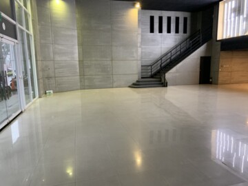 07捷運一樓面寬店面 - Image 1