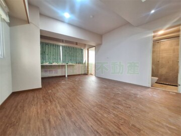 華爾街資訊大樓待售房屋