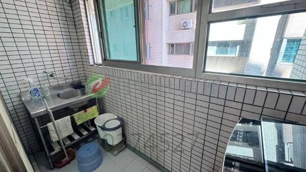 新北市淡水區摩天31待售房屋