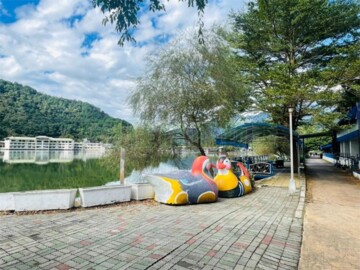 南投縣埔里鎮鯉魚路 - Image 1