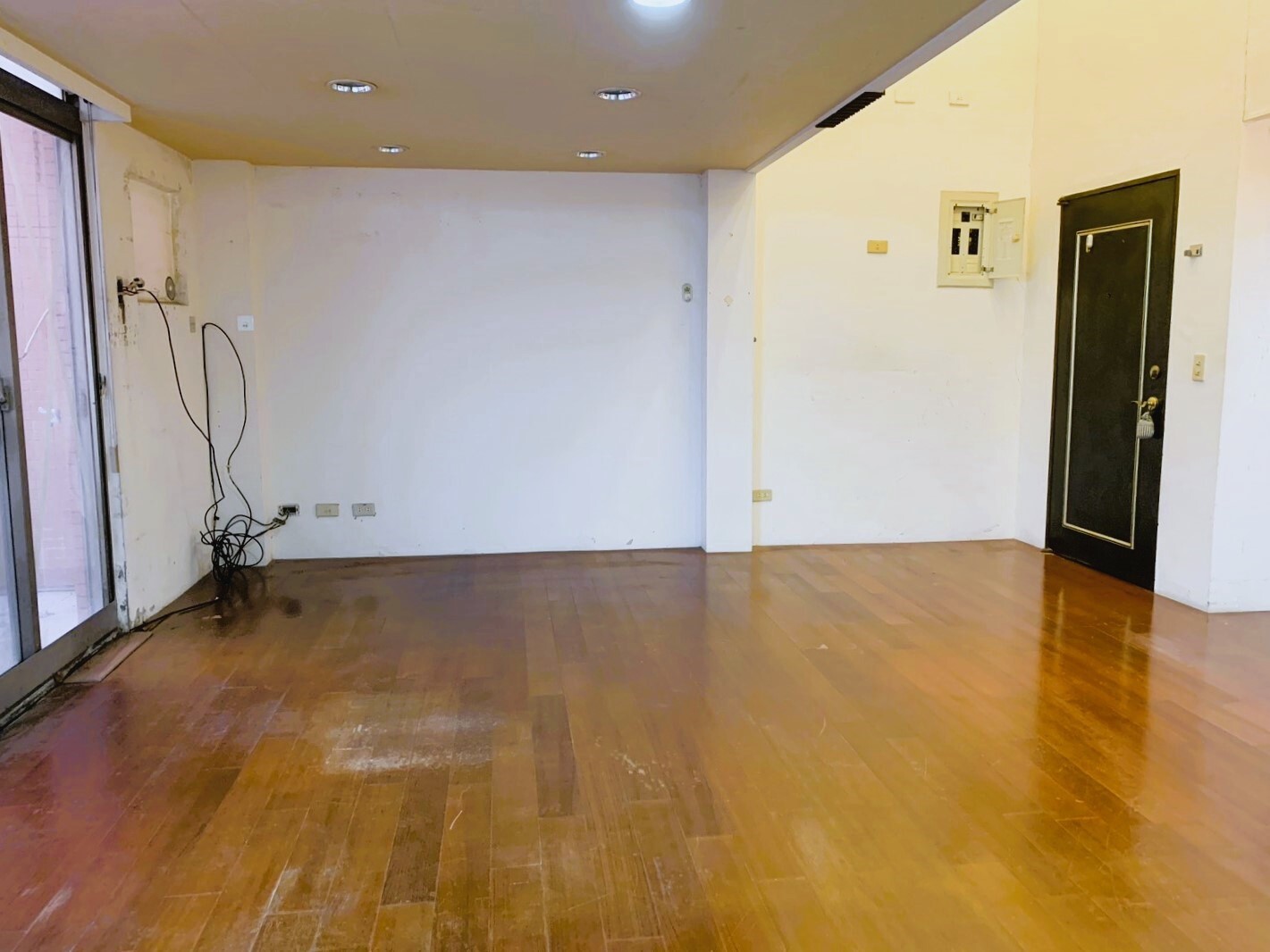 羅東後站四房電梯華廈