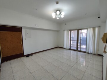 三多捷運站4房平車 - Image 1